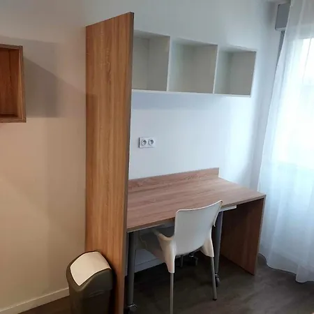 Nemea Campus Kervern Aparthotel Brest